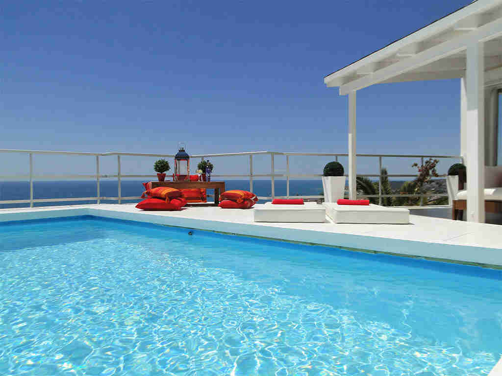 Location de Villa à Barcelone au bord de la mer: piscine: belles vues