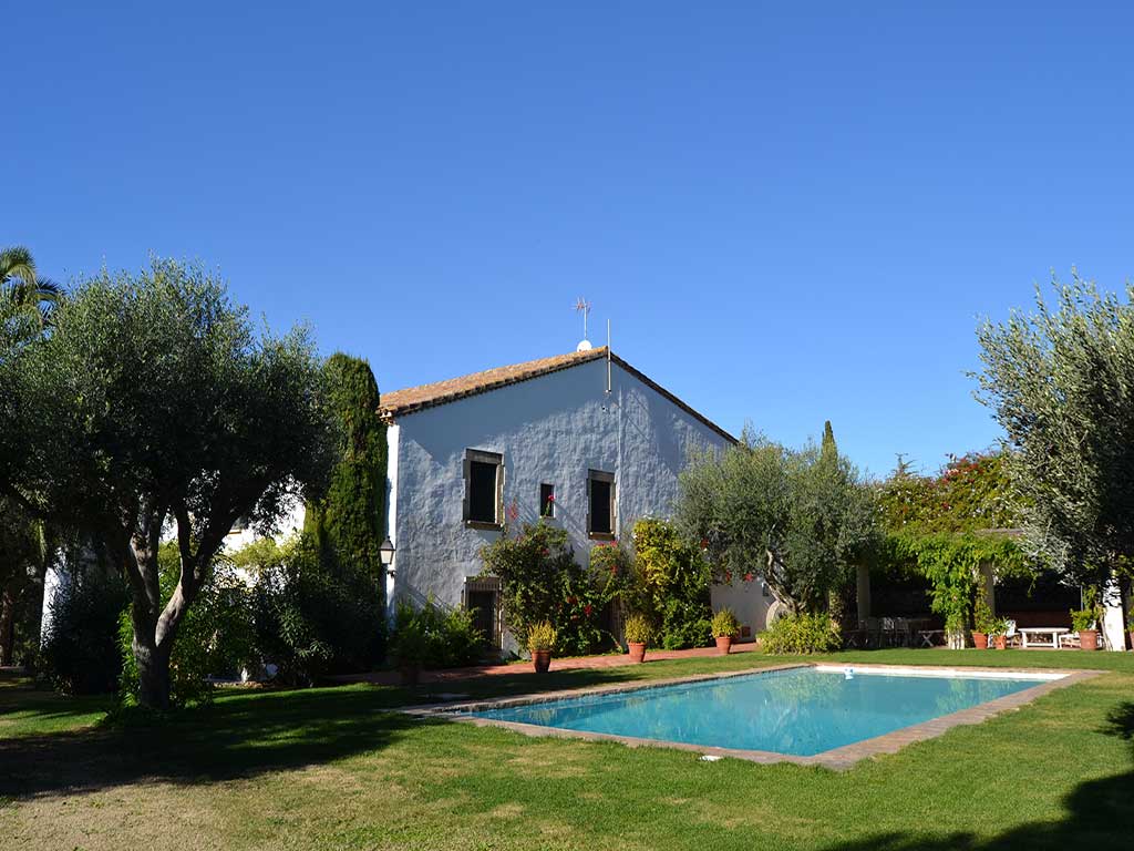 Location de maison de vacances à Barcelone: grand jardin et piscine