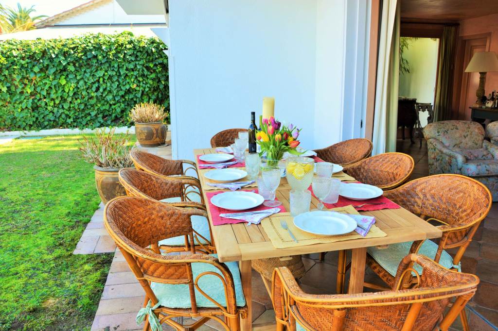 Table a manger en extérieur