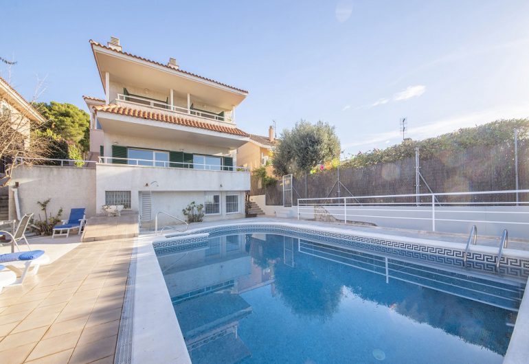 Maison de vacances piscine louer