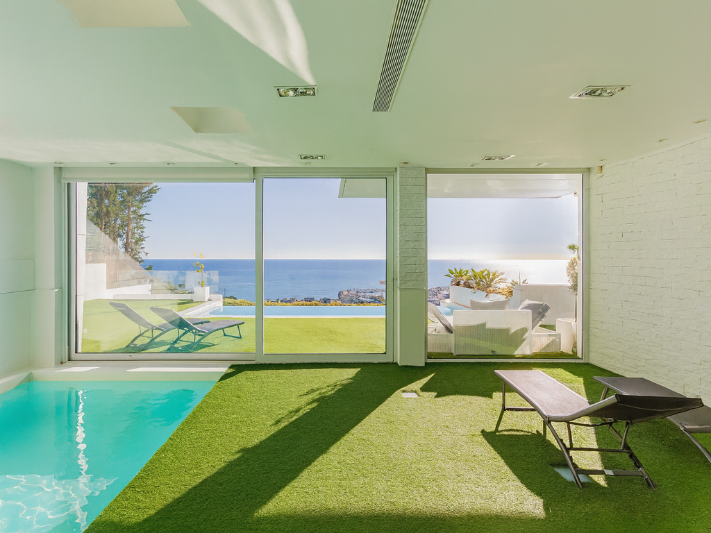 villa avec piscine privée