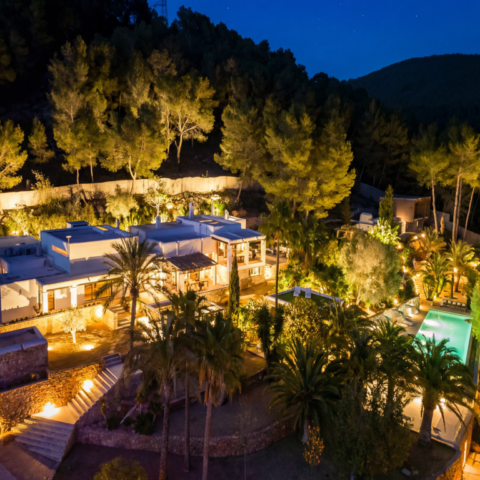 Villa de luxe à Ibiza près de la plage