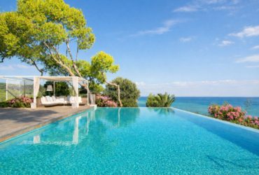 location vacances piscine privée