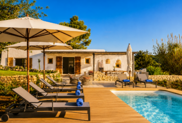 Villas de luxe last minute à Ibiza avec piscine