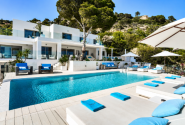 Villas design de dernière minute à Ibiza
